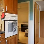 Cozy And Convenient Stay